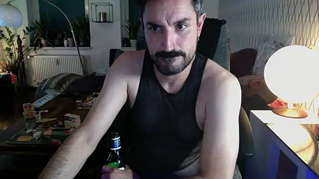 tomz0819 Pertunjukan Webcam