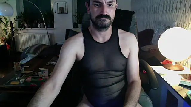 Вебкам-шоу tomz0819