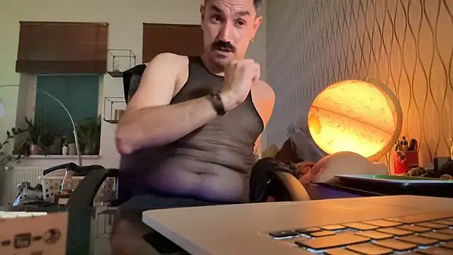tomz0819 Webcam-Show