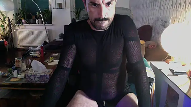 Вебкам-шоу tomz0819
