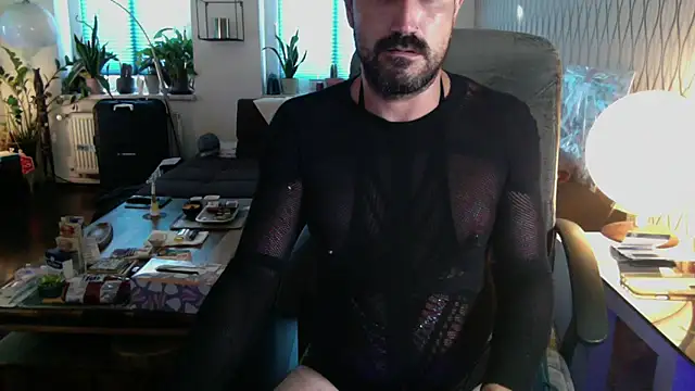 Show modela tomz0819 na web-kameri