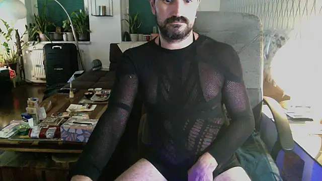 tomz0819 Show Webcam