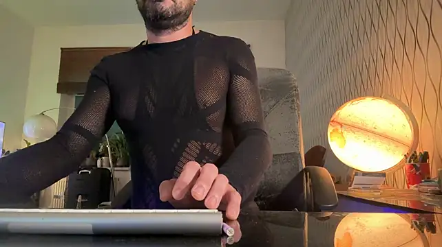 tomz0819 Webcam-Show
