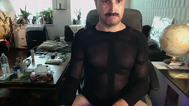 tomz0819 Webcam-Show