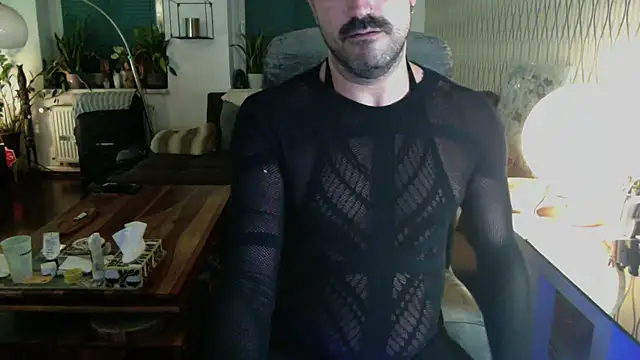 Show modela tomz0819 na web-kameri