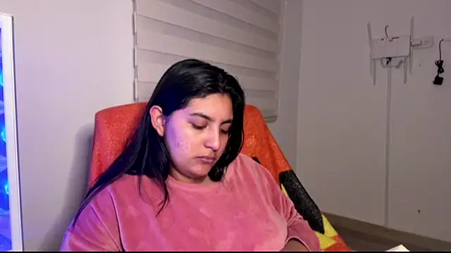 XXX chat uživo modela cloe_small