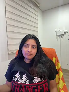 cloe_small's Live XXX Chat