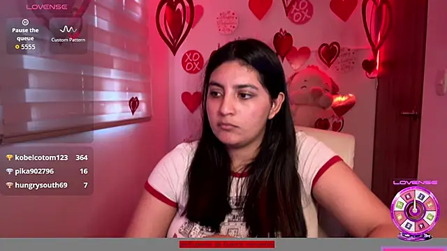 cloe_small's Live XXX Chat