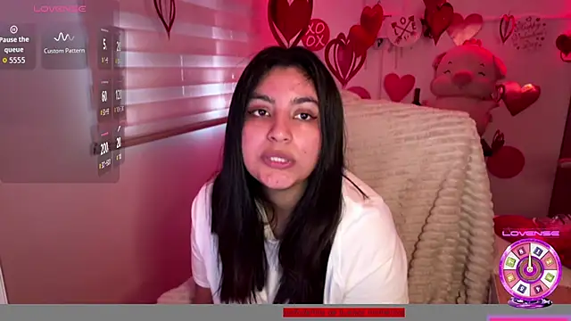 cloe_small's Live XXX Chat