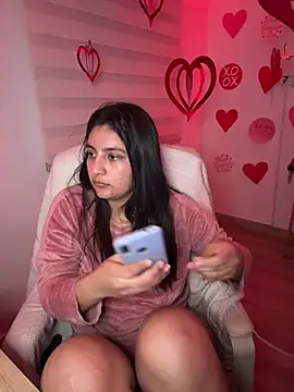 دردشة cloe_small الجنسية المباشرة