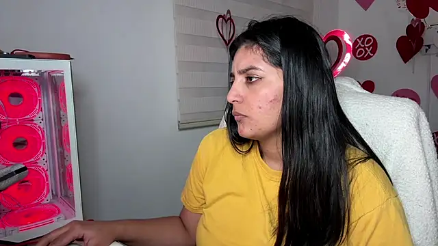 cloe_small: απευθείας συνομιλία ΧΧΧ