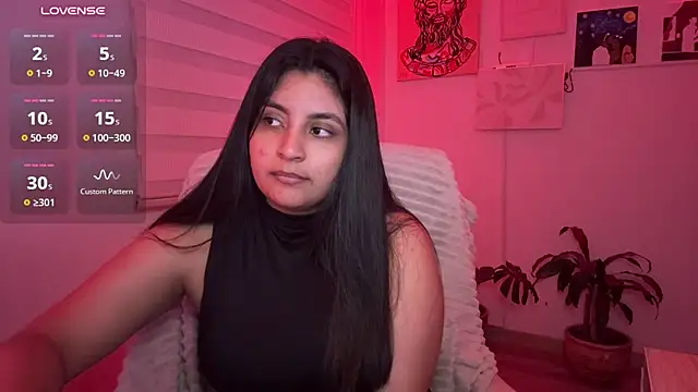 cloe_small's Live XXX Chat