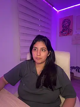 دردشة cloe_small الجنسية المباشرة