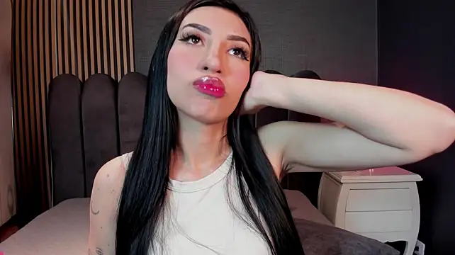 Nicolette_ks_のウェブカメラショー