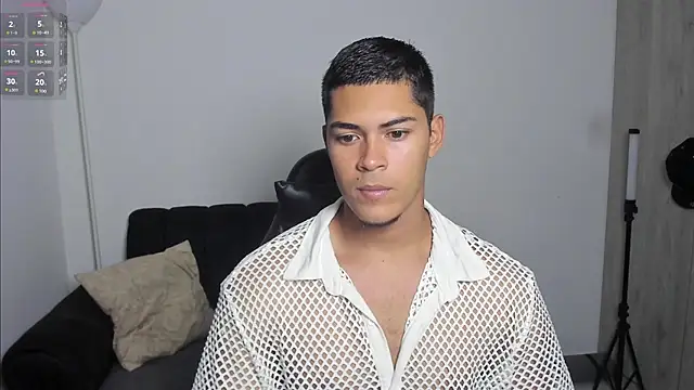 Iamdylan777のライブXXXチャット