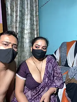 Pertunjukan Kamera Web DesiQueen-Rimi