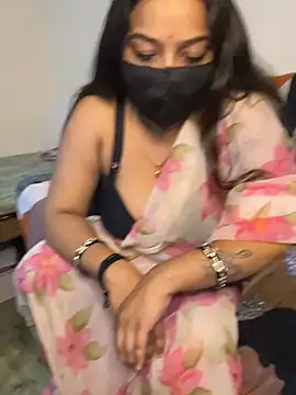 Rimi_Bhabhi 在線直播表演
