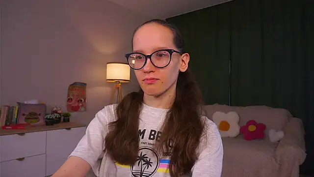 הופעת וובקאם של BettyBrowni