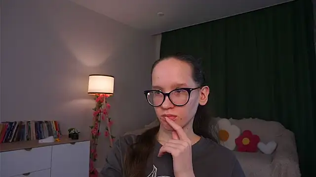 צ'אט XXX בשידור חי של BettyBrowni