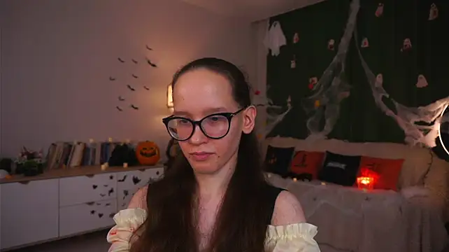 צ'אט XXX בשידור חי של BettyBrowni
