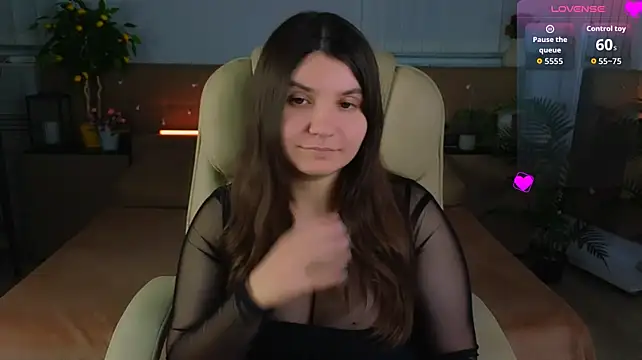 دردشة Viola__Shy الجنسية المباشرة