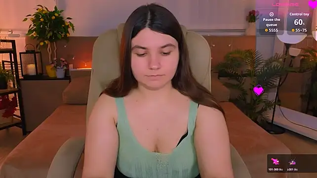 Viola__Shy Chat XXX in diretta
