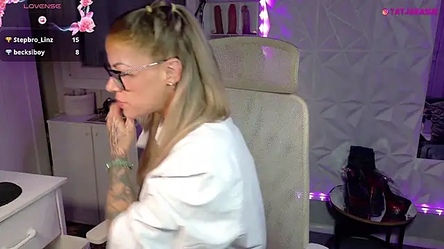 Tatjana_Suen Webbikameraesitys