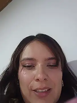 Chat +18 de Valeria888 ao vivo