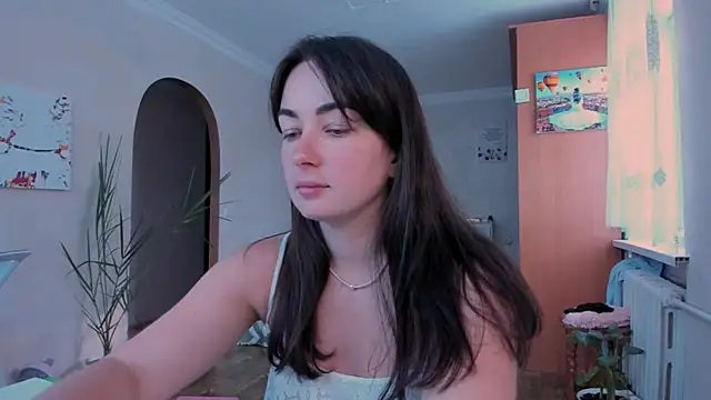 cClandesTina élő XXX-chatje