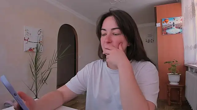 cClandesTina Chat XXX in diretta
