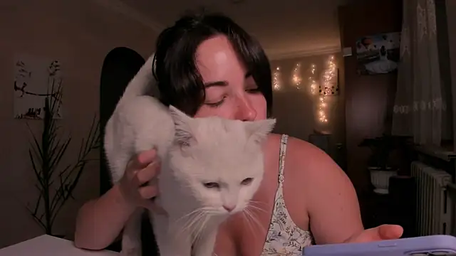 cClandesTina's Live XXX Chat