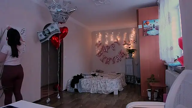 cClandesTina Adlı Modelin Canlı XXX Sohbeti