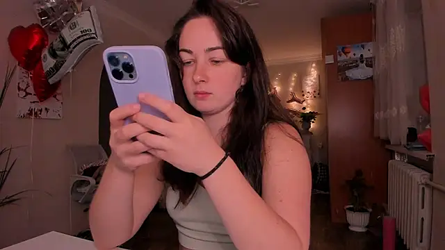 cClandesTina's Live XXX Chat