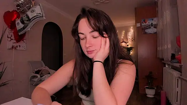 cClandesTina Adlı Modelin Canlı XXX Sohbeti