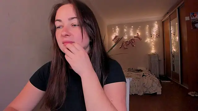 cClandesTina 现场XXX聊天