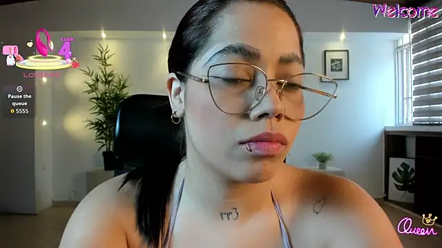 Chat +18 de Melisa_Soto ao vivo