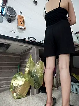 Haralushiaaa Show in webcam