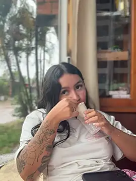 Pretty_Isadora – webcam-show