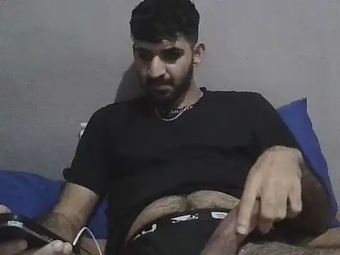 Youngwild05 Show Webcam