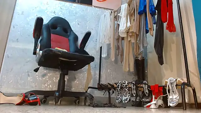 Pokazy przed kamerką – Samantabrown_