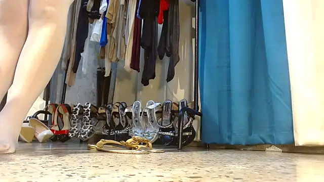 Samantabrown_ Show in webcam