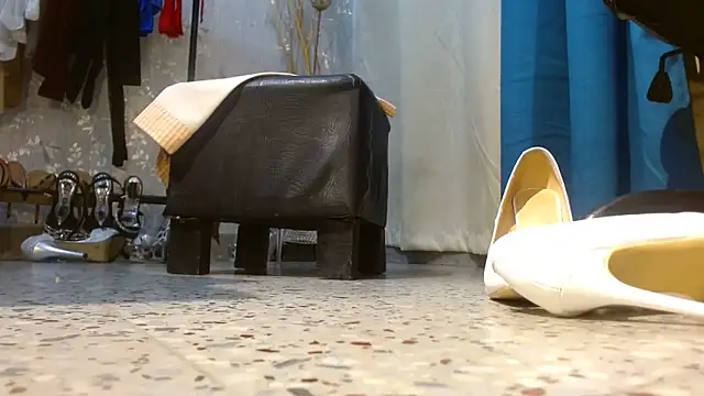 Samantabrown_ Show in webcam