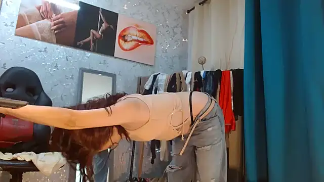 Samantabrown_ XXX чат на живо