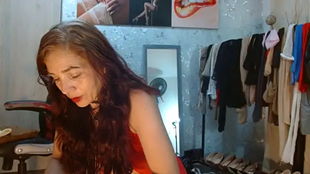 Chat XXX en directo de Samantabrown_