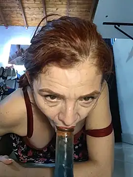 Chatroom XXX en direct de Samantabrown_