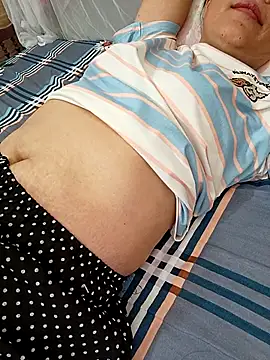 Doremon_95 网络视讯表演