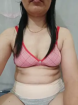 Doremon_95 网络视讯表演