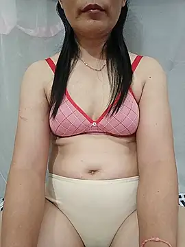 Doremon_95 网络视讯表演