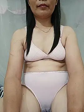 Doremon_95 网络视讯表演