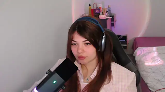 helengilmor Pertunjukan Webcam